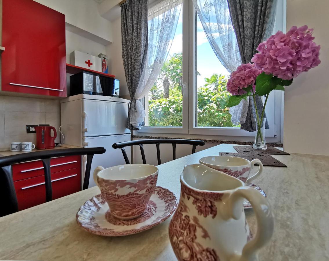 App & Room Le Palme Умаг Екстериор снимка