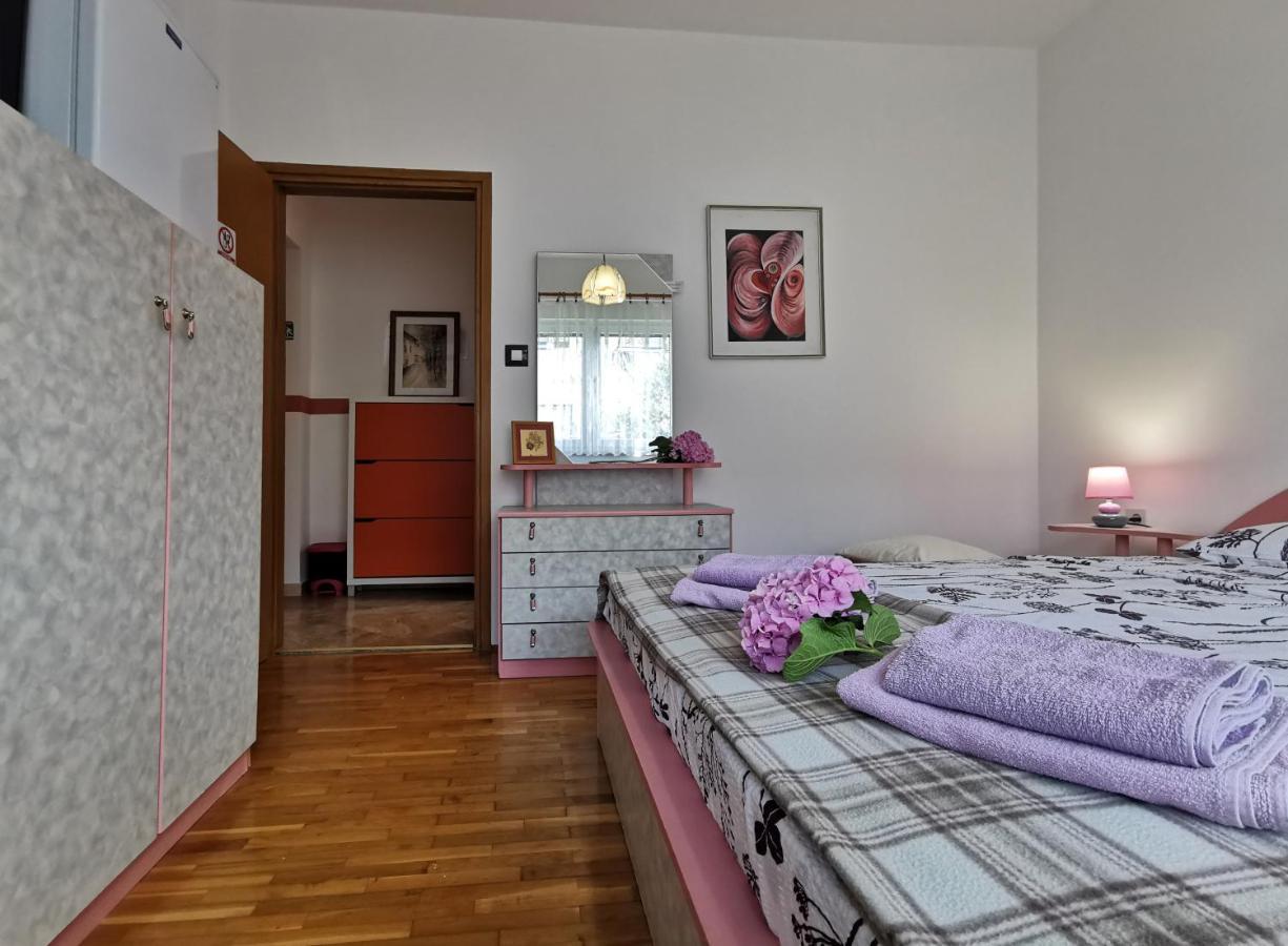 App & Room Le Palme Умаг Екстериор снимка
